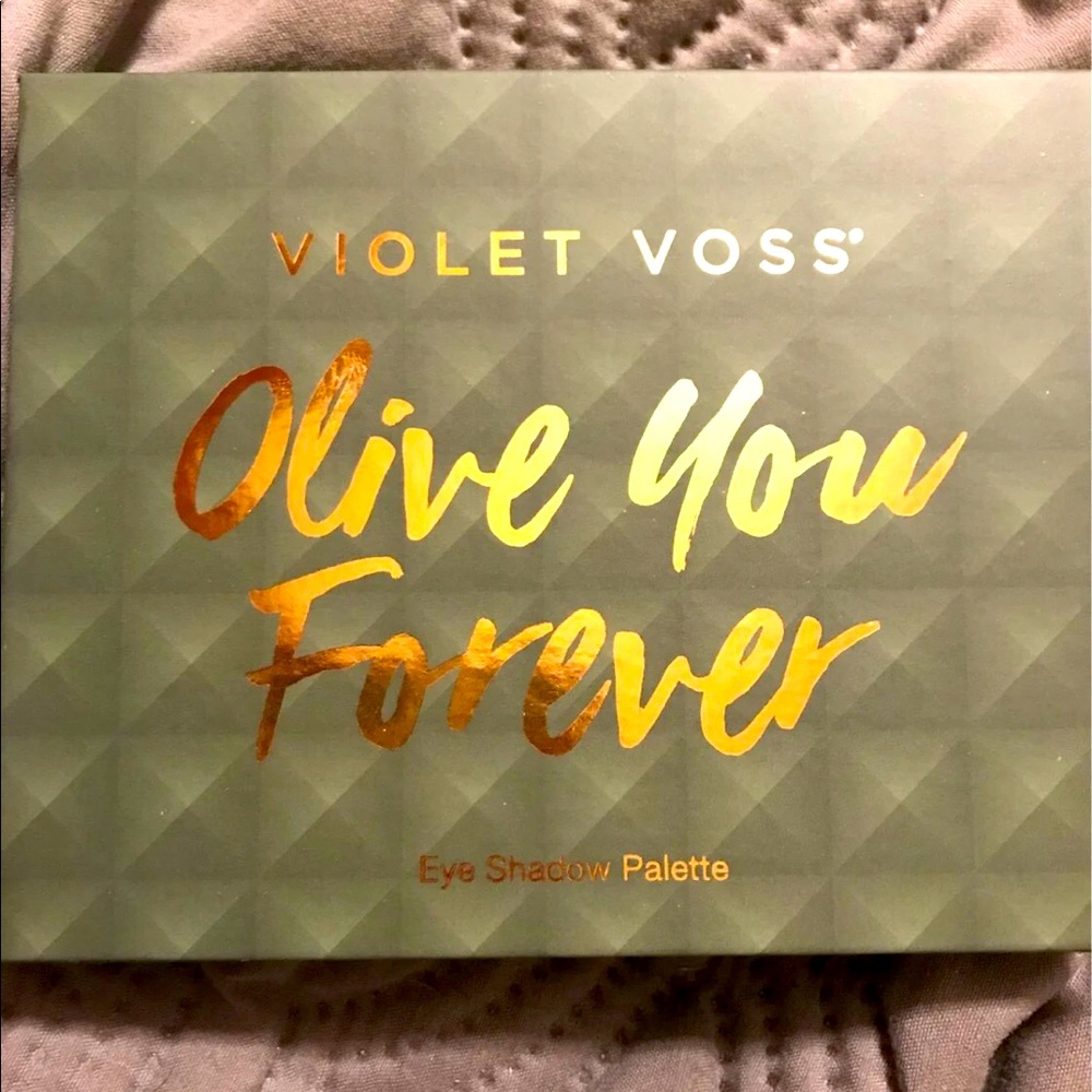 Violet Voss Olive You Forever Palette